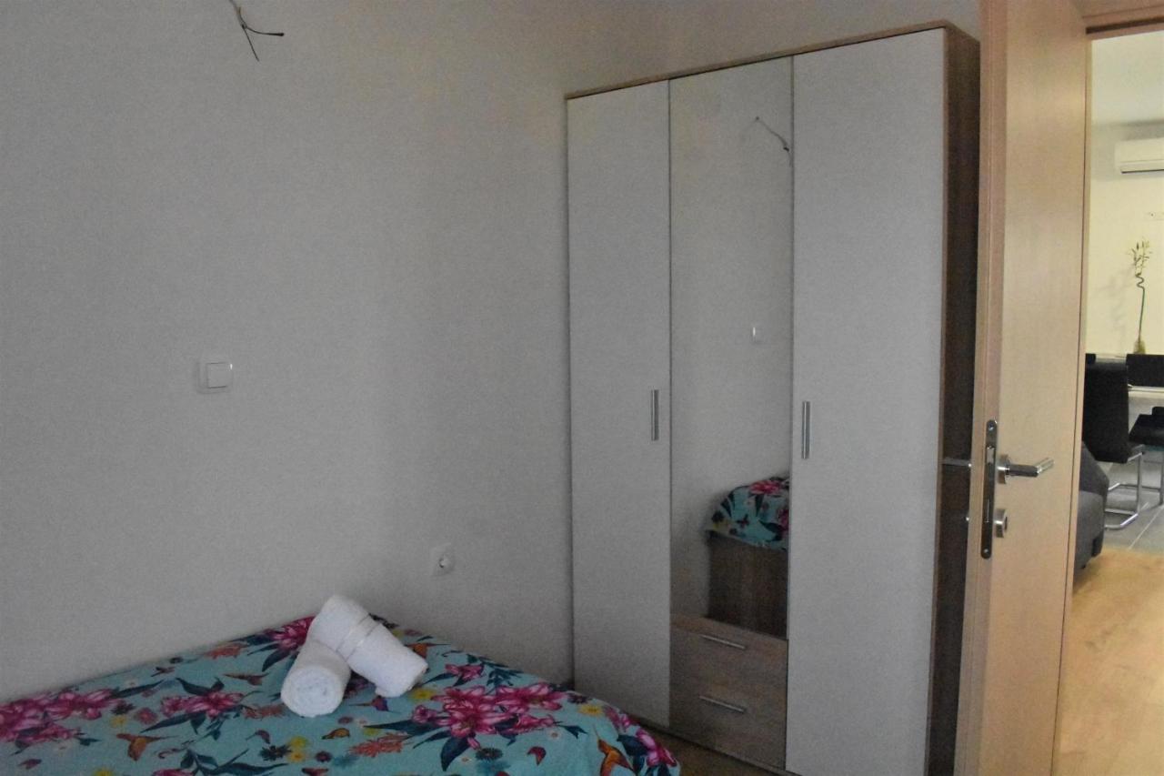Apartmani Skorpion Kaštela Екстериор снимка