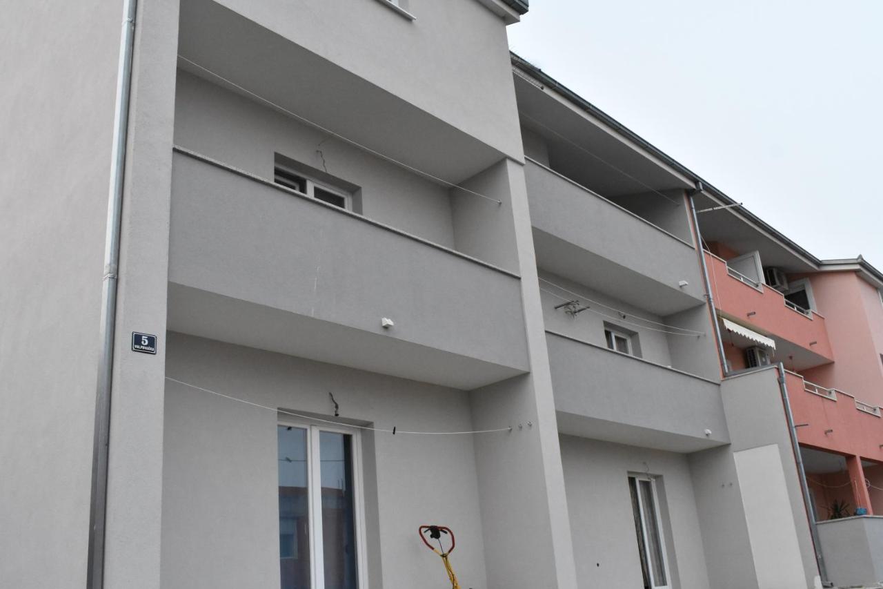 Apartmani Skorpion Kaštela Екстериор снимка