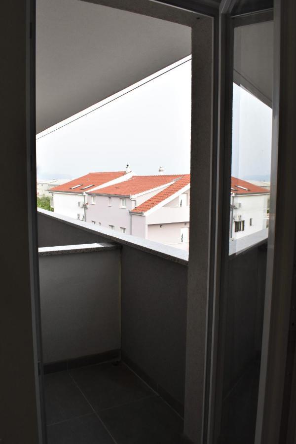 Apartmani Skorpion Kaštela Екстериор снимка