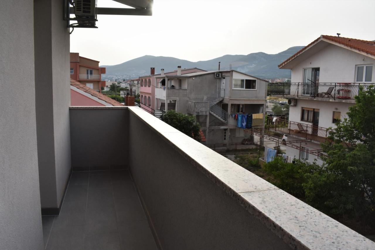 Apartmani Skorpion Kaštela Екстериор снимка