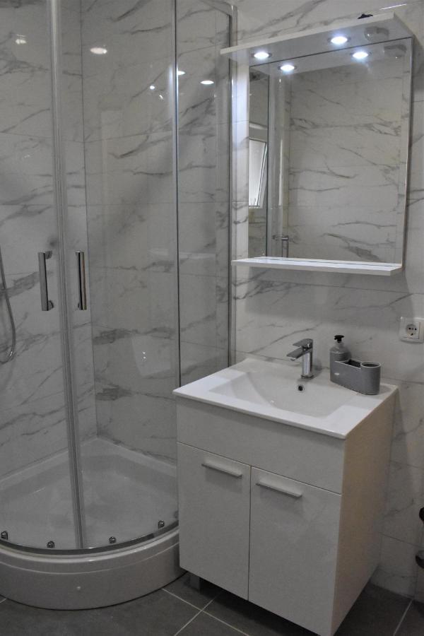 Apartmani Skorpion Kaštela Екстериор снимка