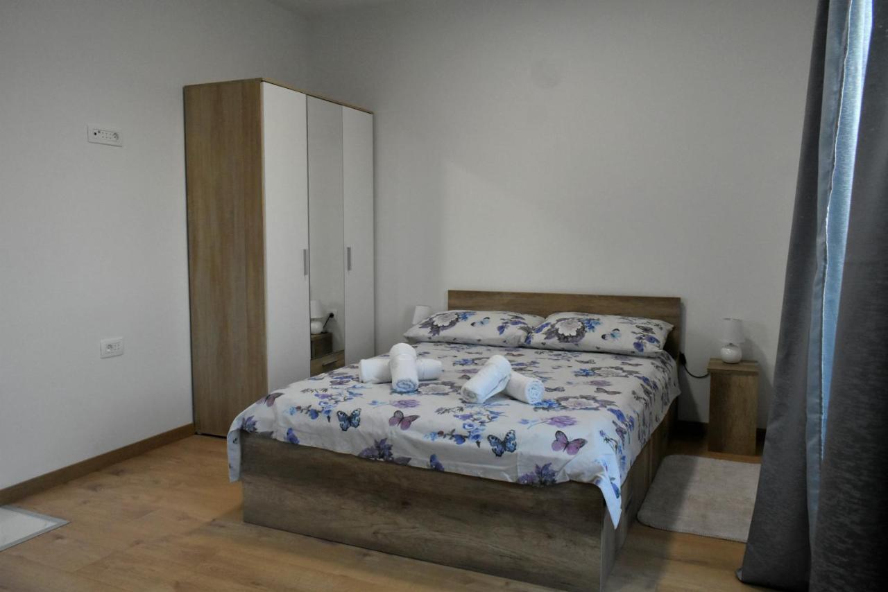 Apartmani Skorpion Kaštela Екстериор снимка